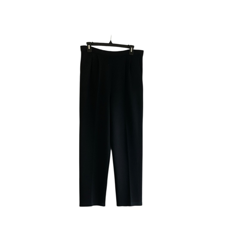St. John Basics black knit pants pleats pockets elasticized waistband Size 2